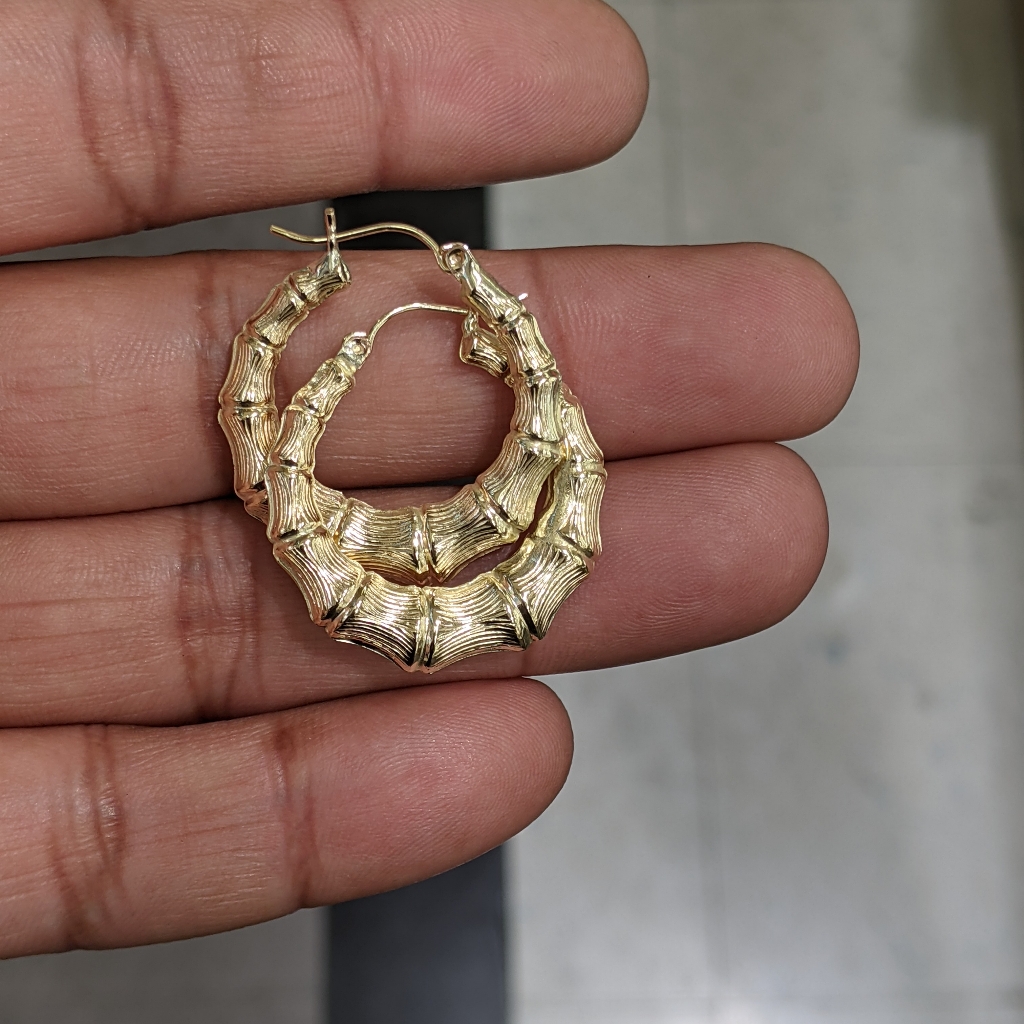 10kt Real Gold Shrimp Hoop Earring 429$
